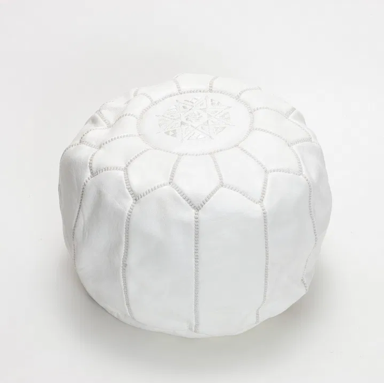 Leather pouf M White x White