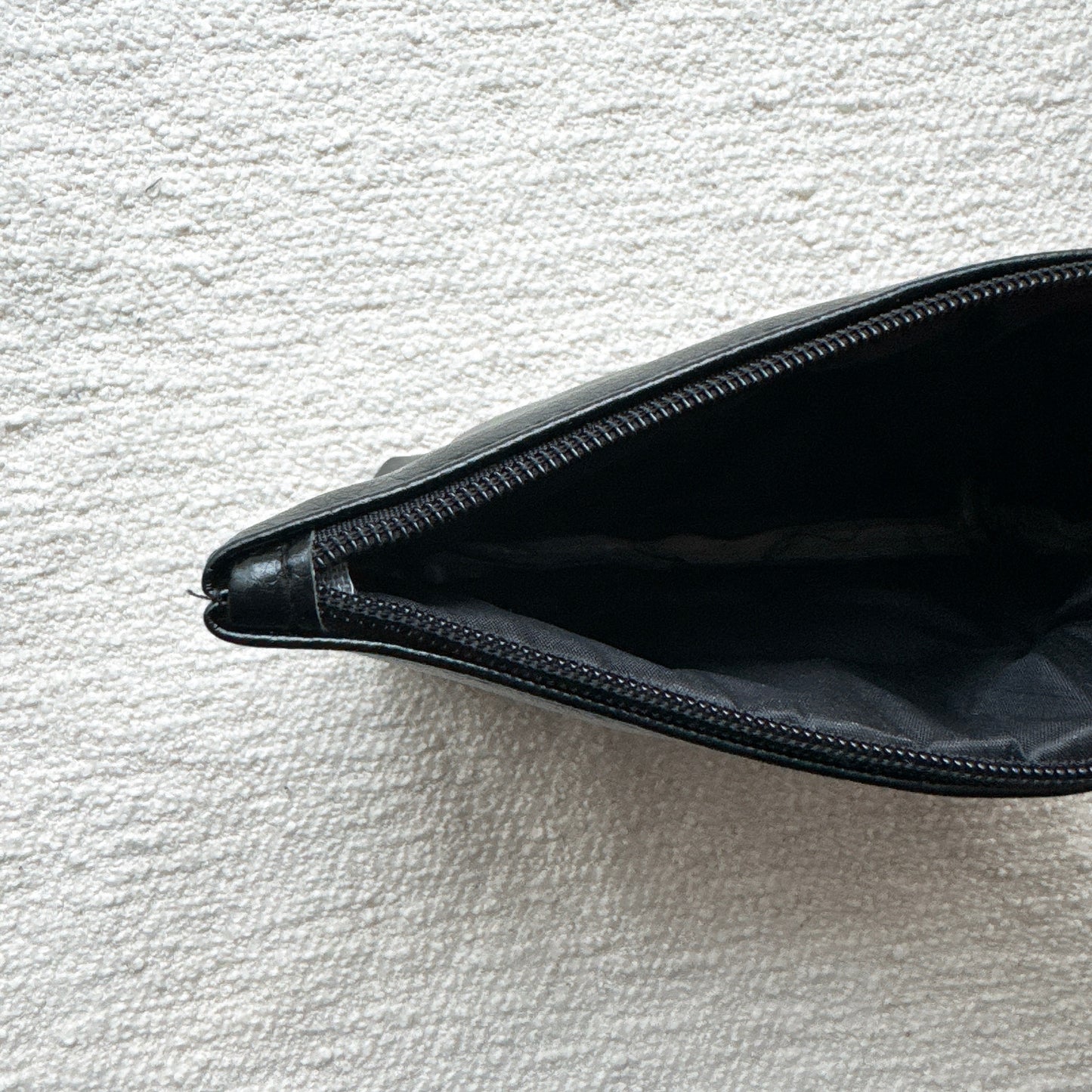 Smiley embroidered pouch Medium Size Brack x Sirver